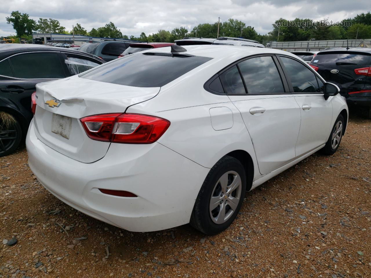 2017 Chevrolet Cruze Ls White vin: 1G1BB5SM6H7255974