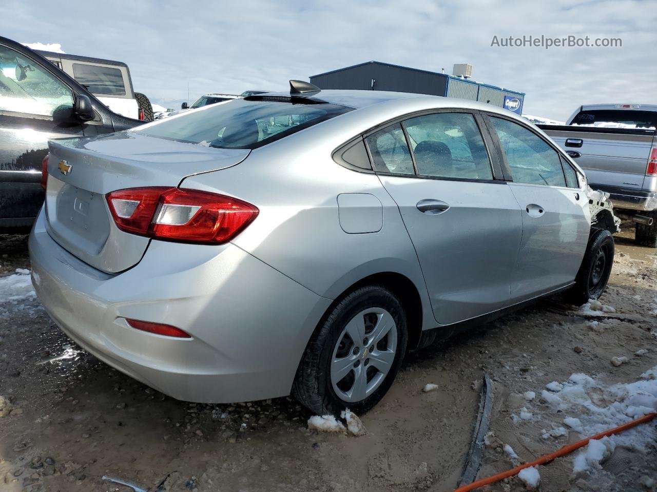 2018 Chevrolet Cruze Ls Silver vin: 1G1BB5SM7J7137891