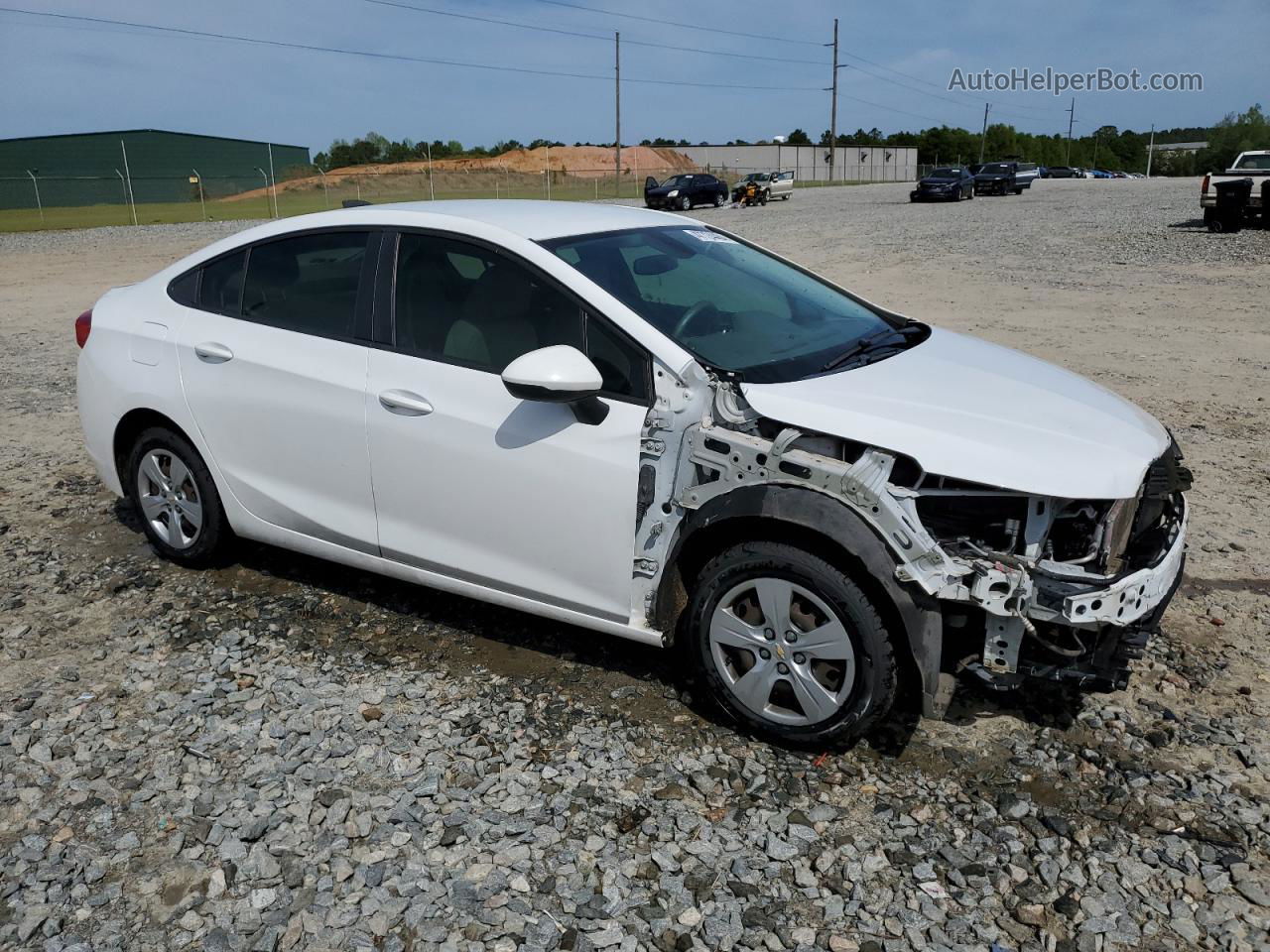 2017 Chevrolet Cruze Ls White vin: 1G1BC5SM0H7189404