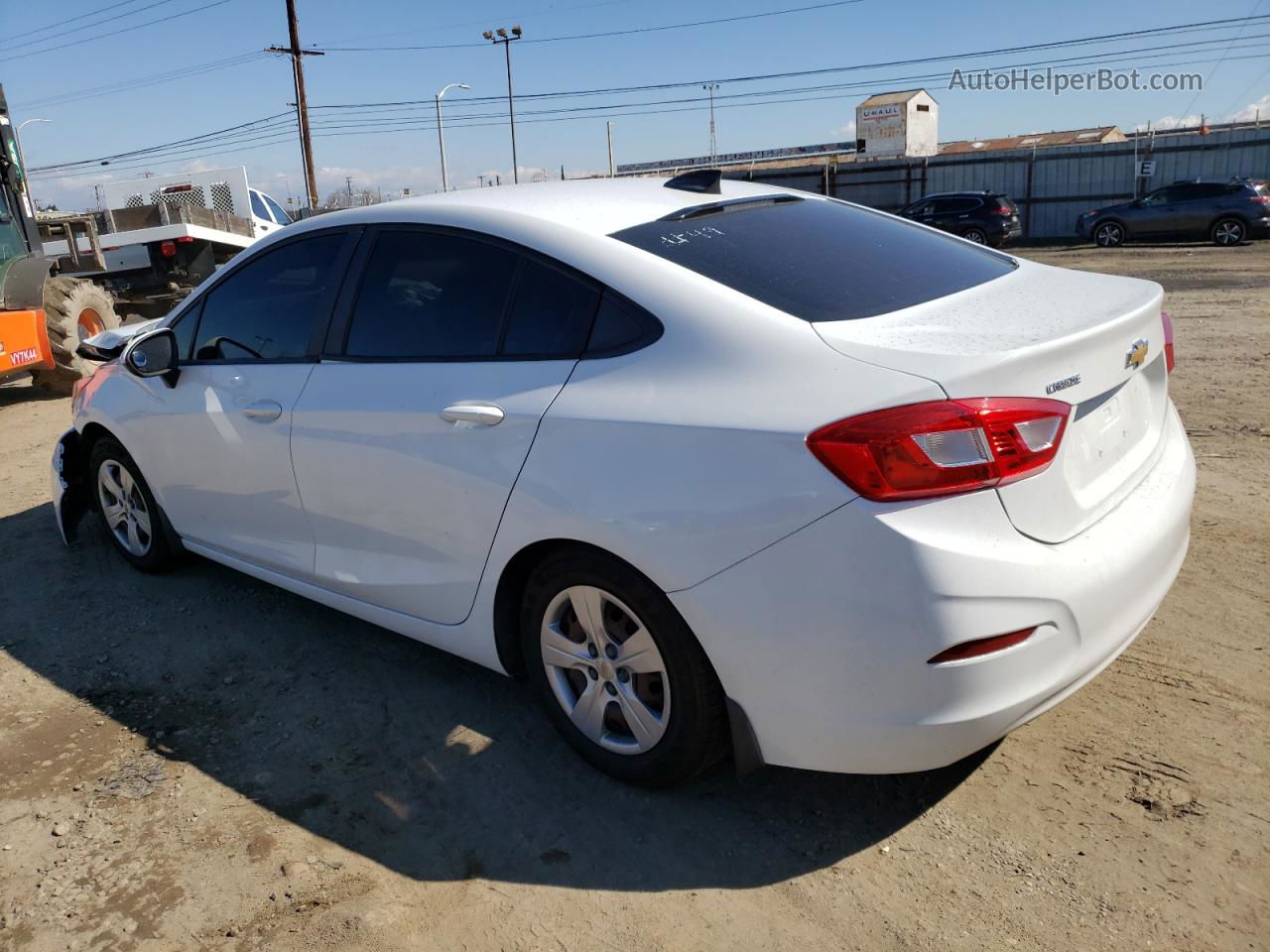 2017 Chevrolet Cruze Ls Белый vin: 1G1BC5SM0H7213572