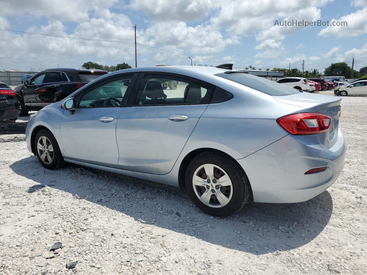 2017 Chevrolet Cruze Ls Silver vin: 1G1BC5SM0H7254915