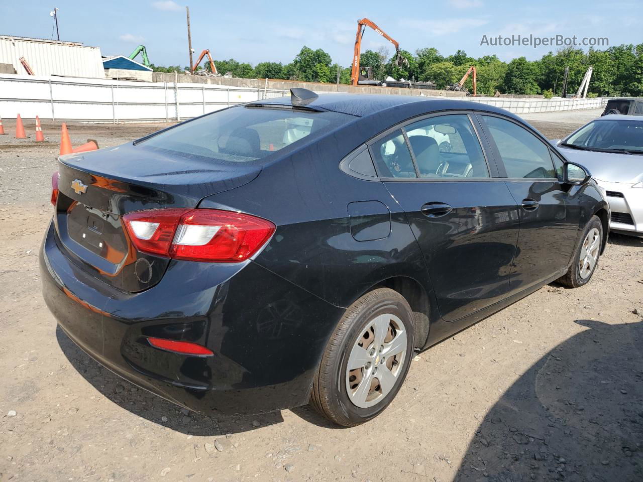 2018 Chevrolet Cruze Ls Black vin: 1G1BC5SM0J7209379