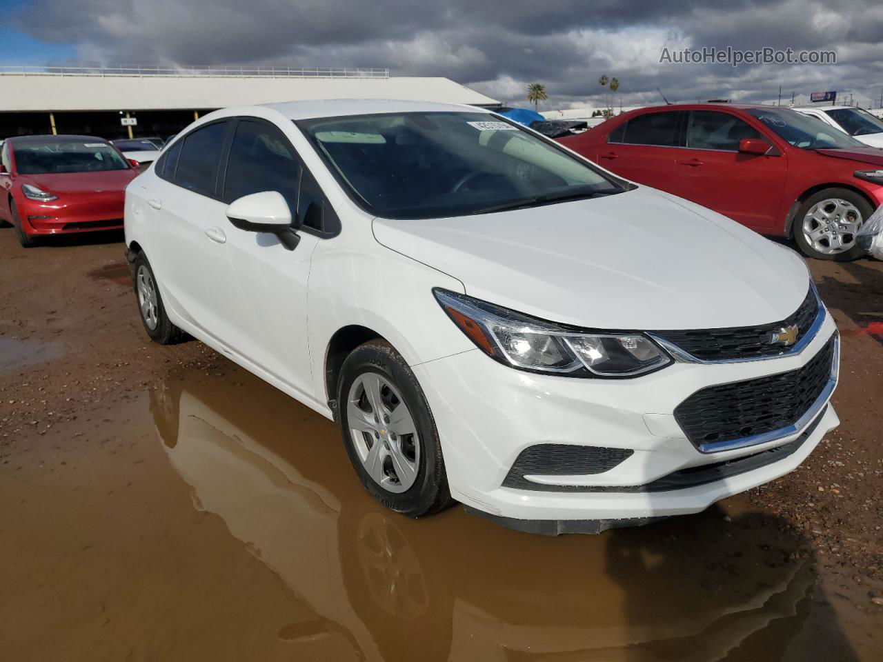 2018 Chevrolet Cruze Ls White vin: 1G1BC5SM1J7142369