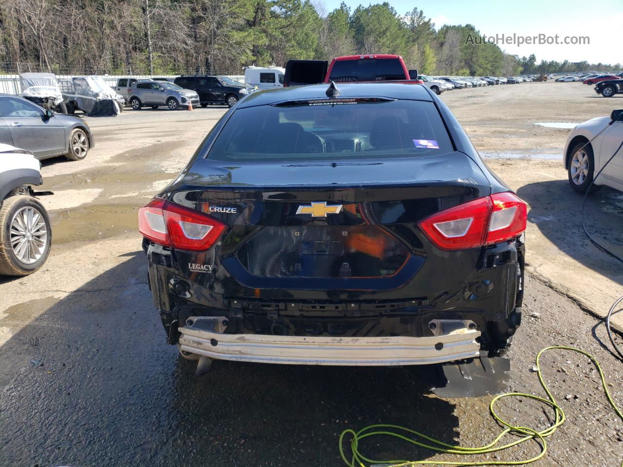 2018 Chevrolet Cruze Ls Black vin: 1G1BC5SM1J7153355