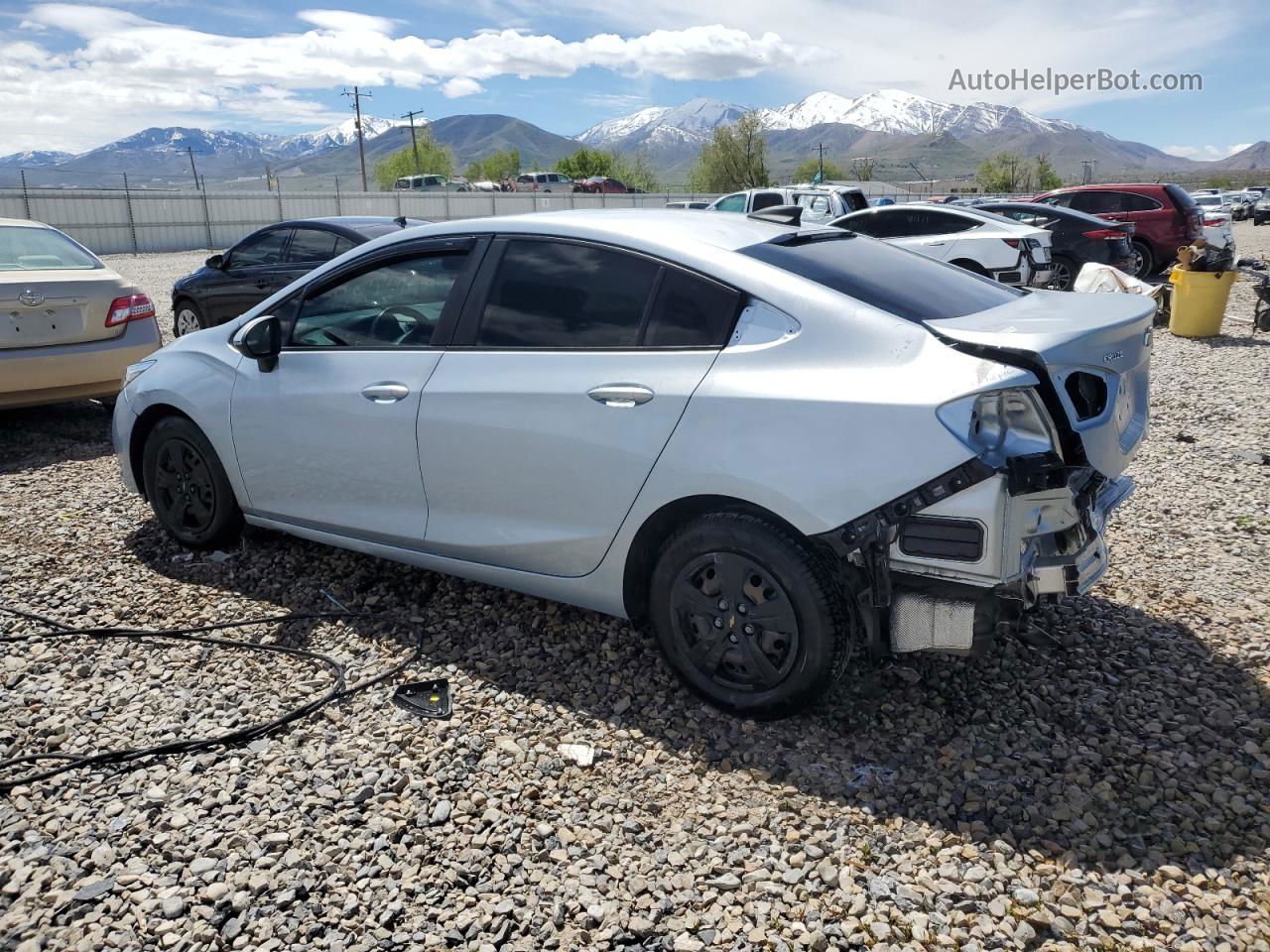 2018 Chevrolet Cruze Ls Blue vin: 1G1BC5SM1J7170995