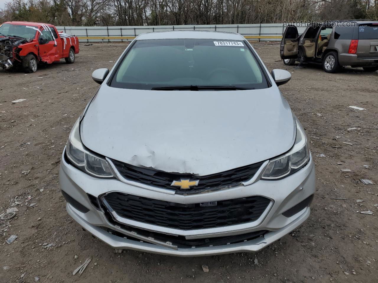 2018 Chevrolet Cruze Ls Silver vin: 1G1BC5SM1J7233187