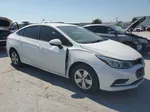 2017 Chevrolet Cruze Ls Белый vin: 1G1BC5SM2H7234696