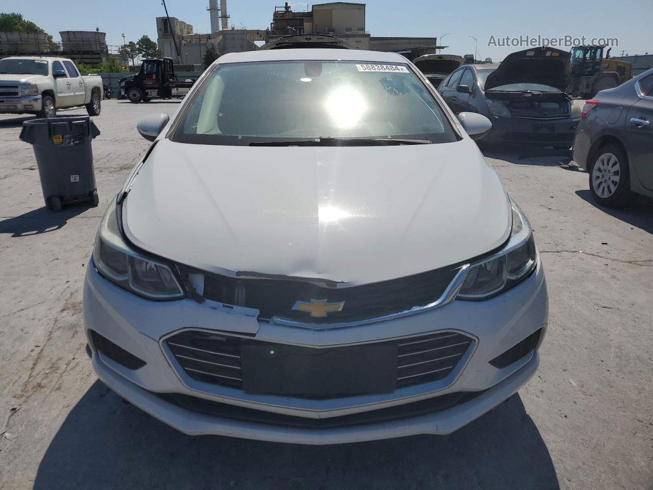 2017 Chevrolet Cruze Ls Белый vin: 1G1BC5SM2H7234696