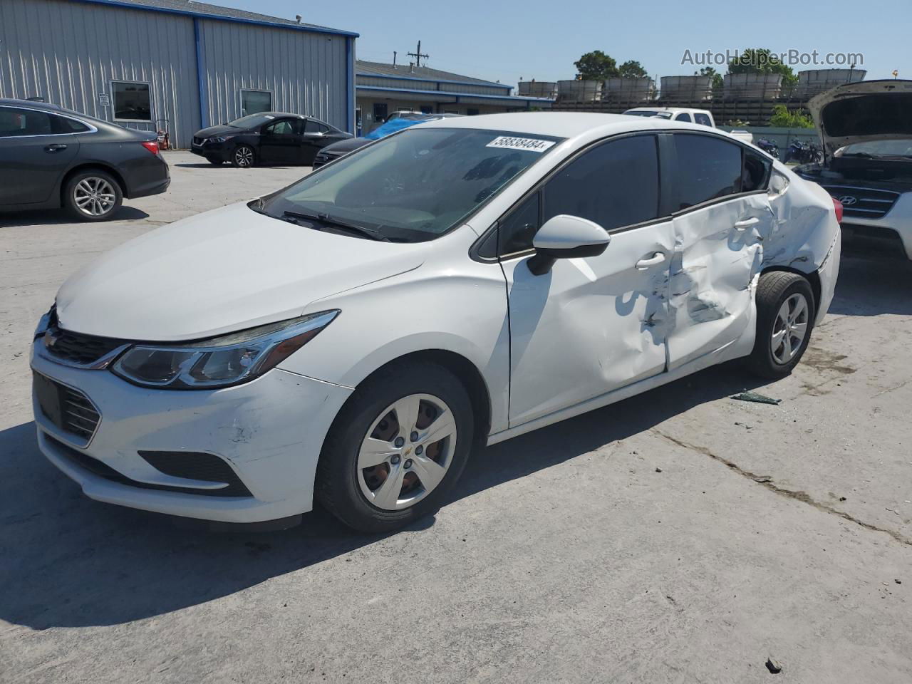 2017 Chevrolet Cruze Ls White vin: 1G1BC5SM2H7234696