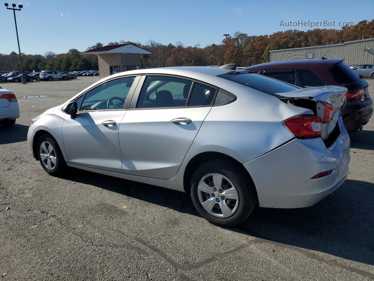 2017 Chevrolet Cruze Ls Silver vin: 1G1BC5SM2H7250445