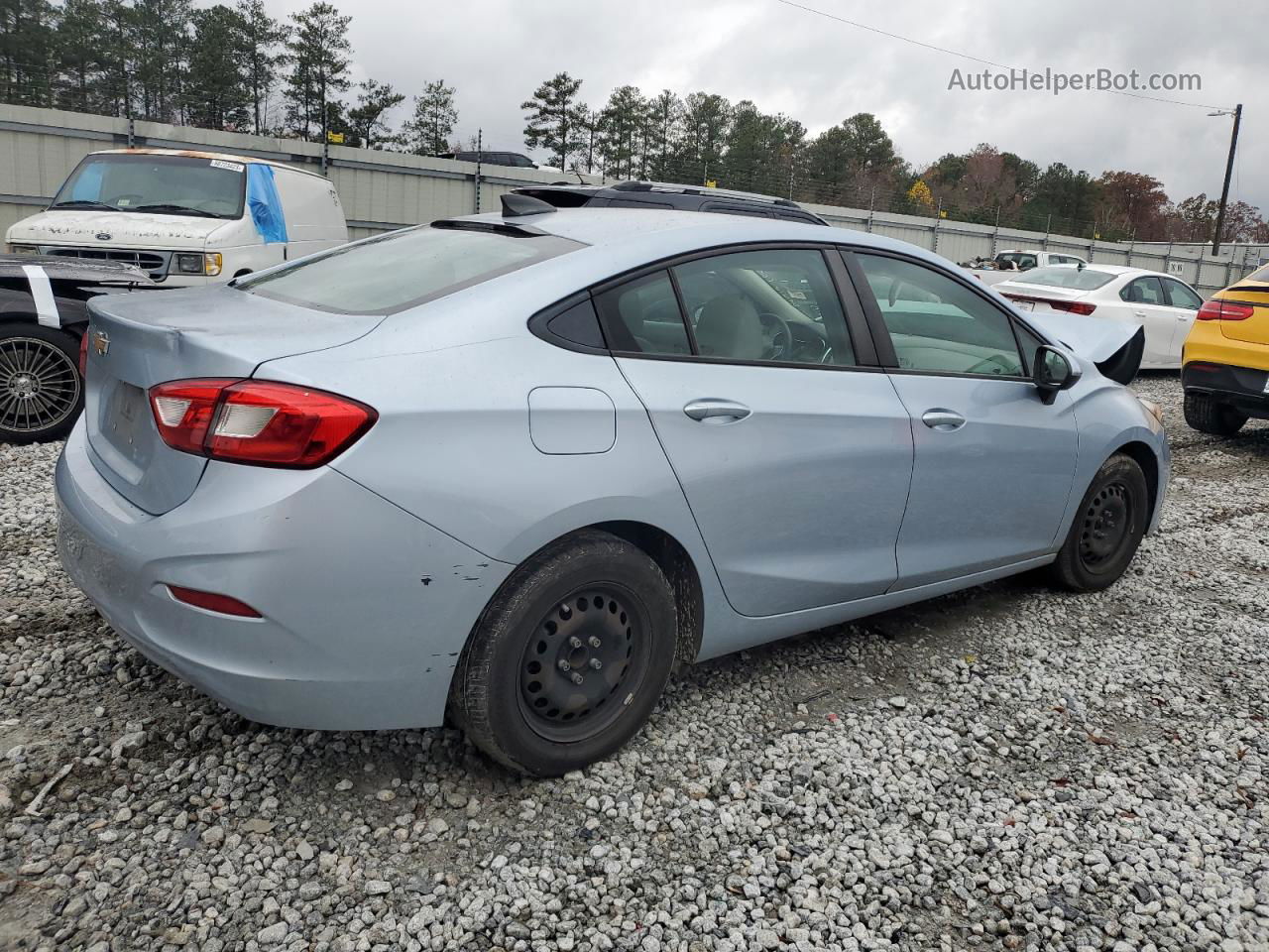 2018 Chevrolet Cruze Ls Синий vin: 1G1BC5SM2J7199230