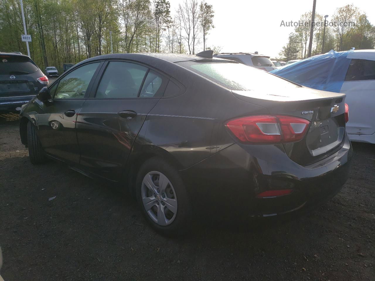 2018 Chevrolet Cruze Ls Black vin: 1G1BC5SM2J7225714