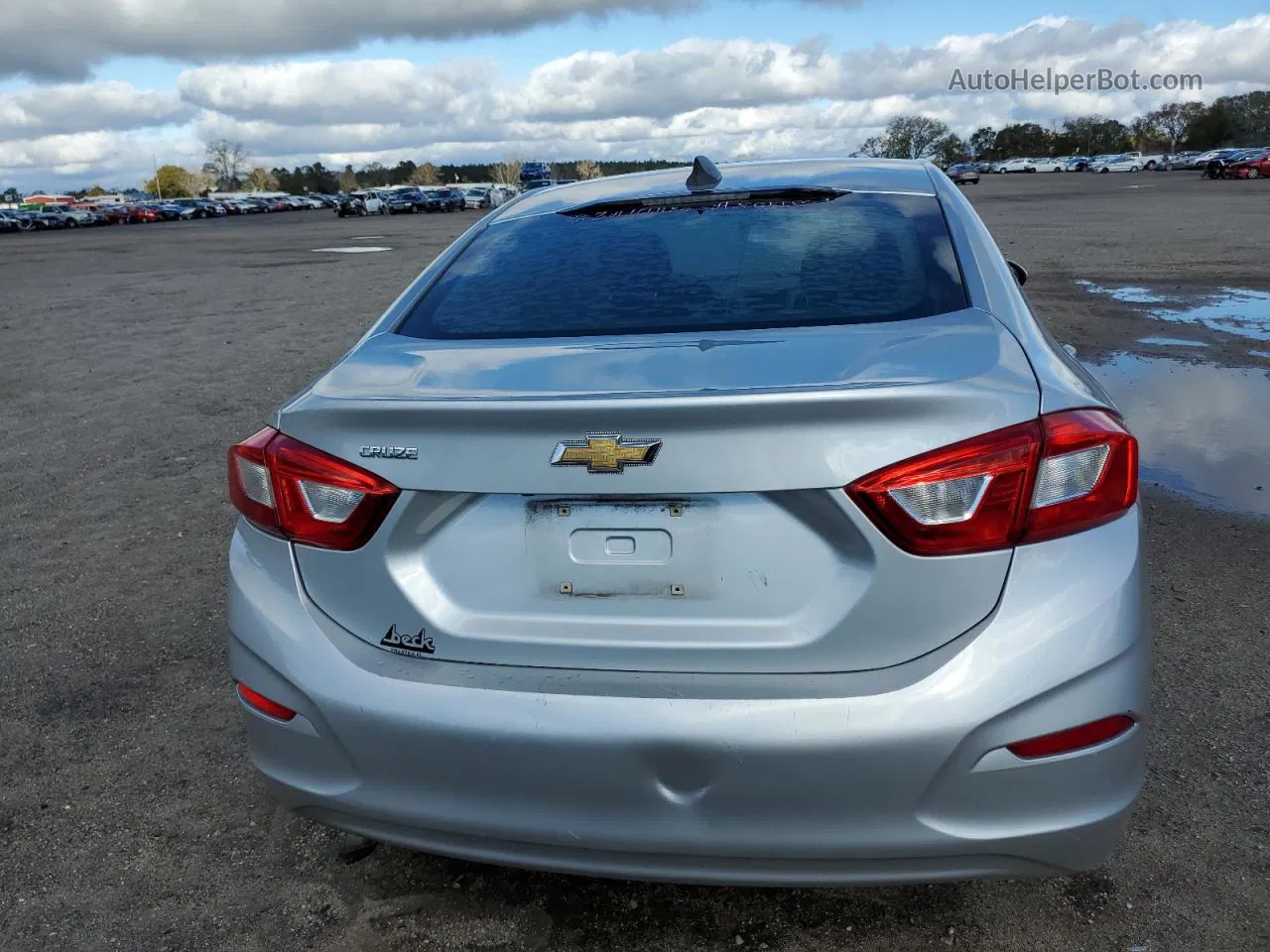 2016 Chevrolet Cruze Ls Silver vin: 1G1BC5SM3G7292962