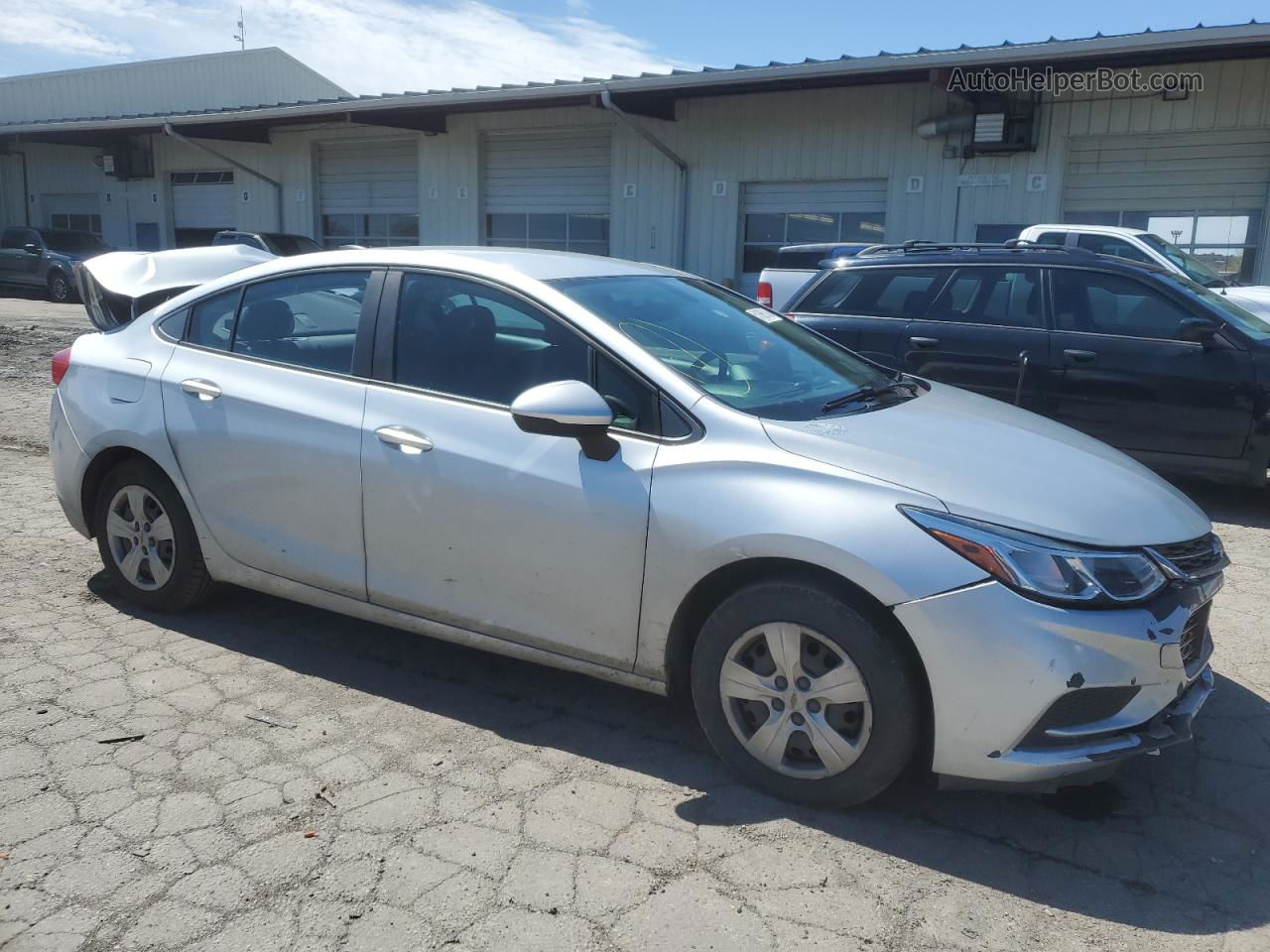 2017 Chevrolet Cruze Ls Silver vin: 1G1BC5SM3H7134106