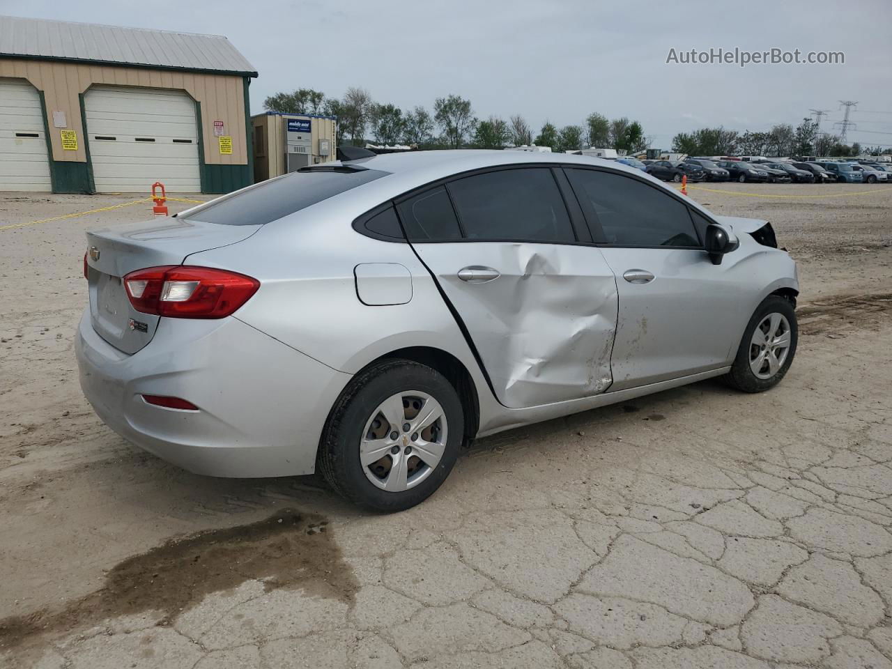 2017 Chevrolet Cruze Ls Silver vin: 1G1BC5SM3H7199439