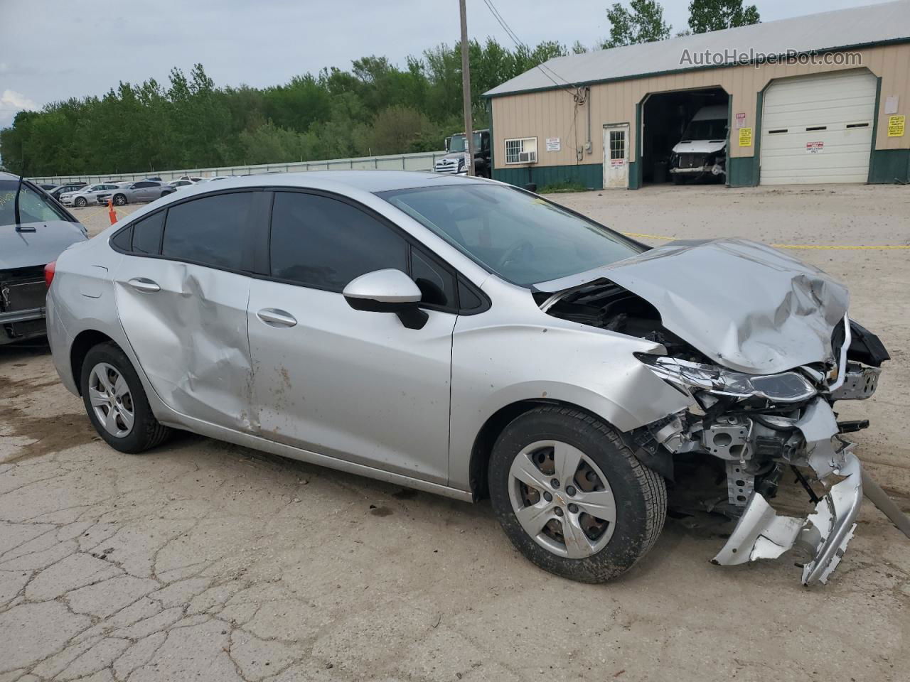 2017 Chevrolet Cruze Ls Silver vin: 1G1BC5SM3H7199439