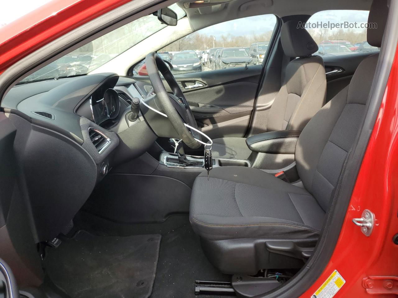 2018 Chevrolet Cruze Ls Красный vin: 1G1BC5SM3J7186647