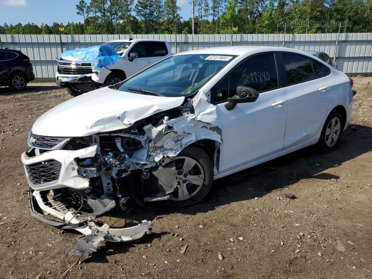 2017 Chevrolet Cruze Ls White vin: 1G1BC5SM4H7200002