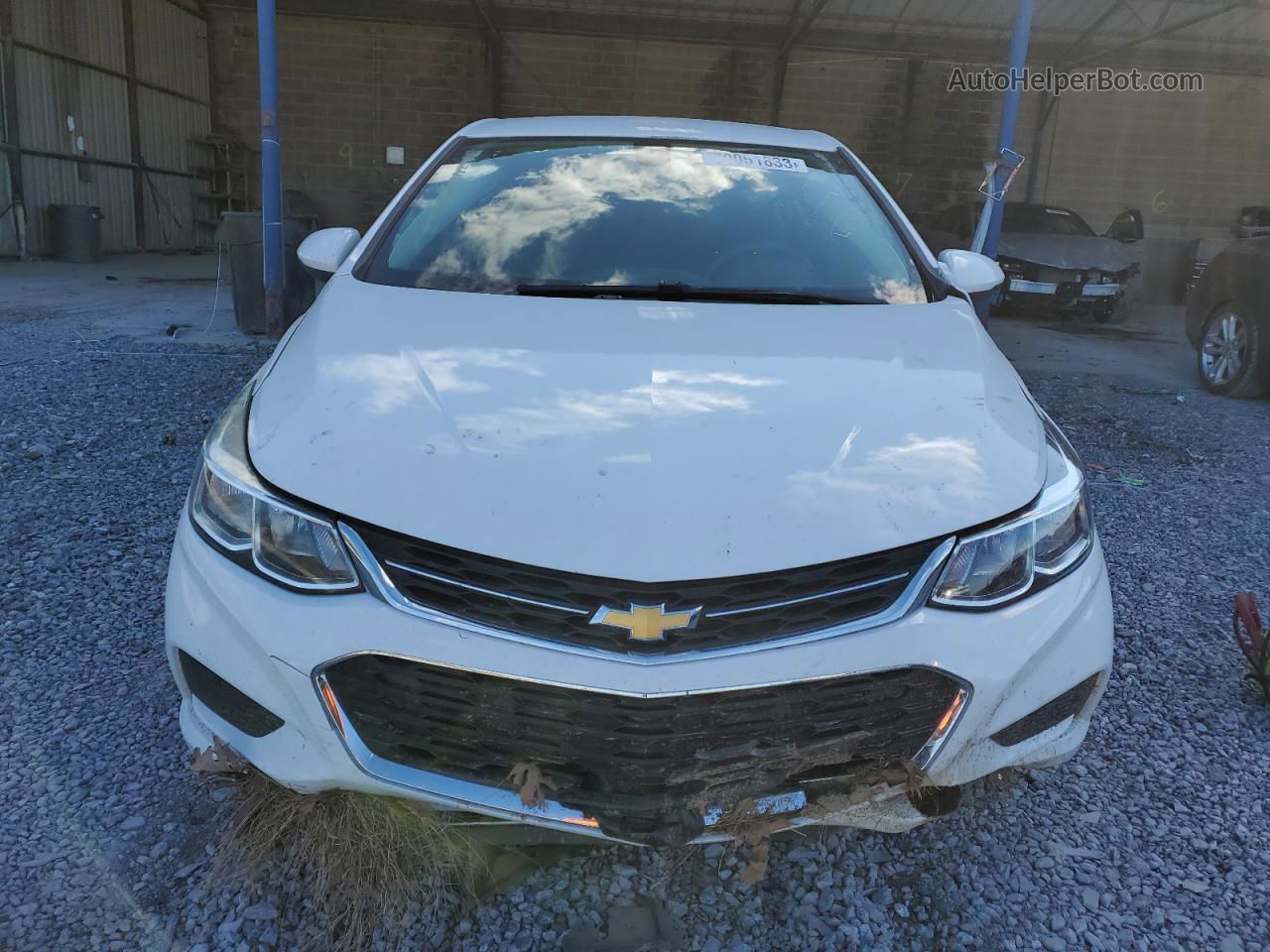 2017 Chevrolet Cruze Ls White vin: 1G1BC5SM4H7217219