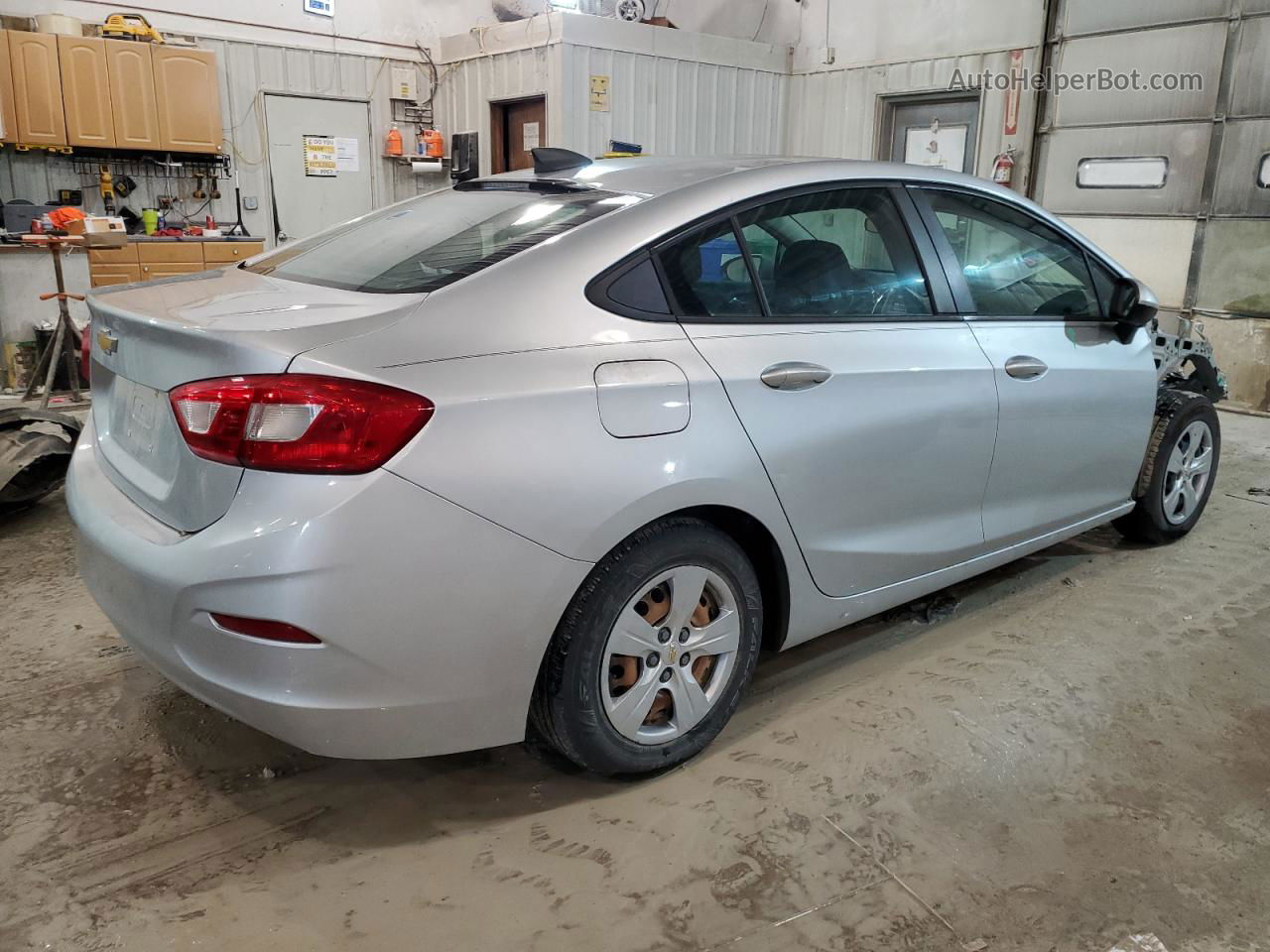 2017 Chevrolet Cruze Ls Silver vin: 1G1BC5SM4H7253430