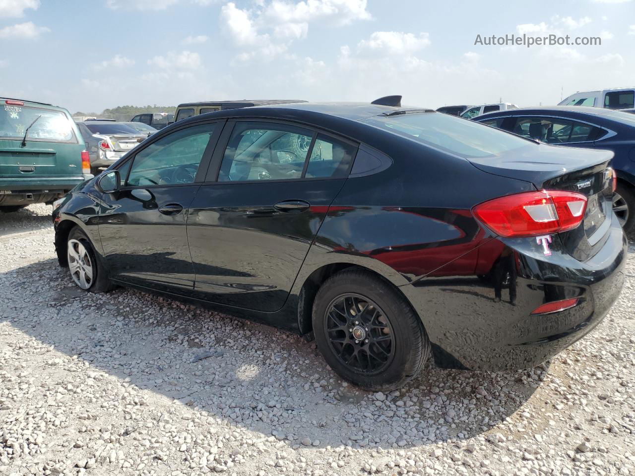 2018 Chevrolet Cruze Ls Черный vin: 1G1BC5SM4J7125081