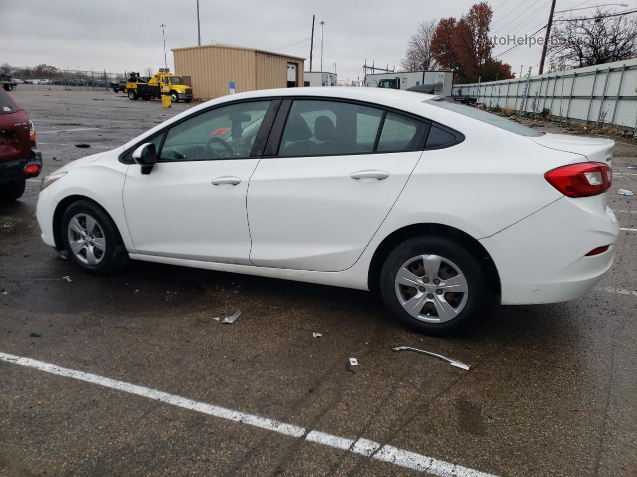 2018 Chevrolet Cruze Ls White vin: 1G1BC5SM5J7127034