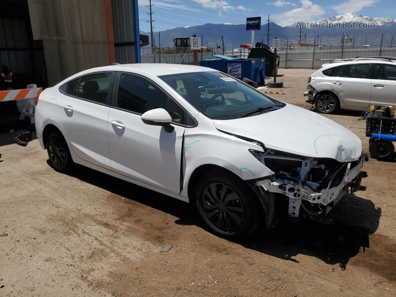 2018 Chevrolet Cruze Ls White vin: 1G1BC5SM5J7224248