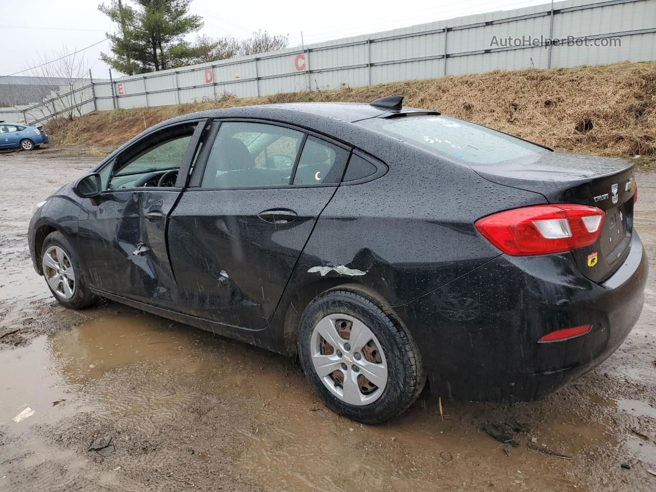 2017 Chevrolet Cruze Ls Black vin: 1G1BC5SM6H7134021