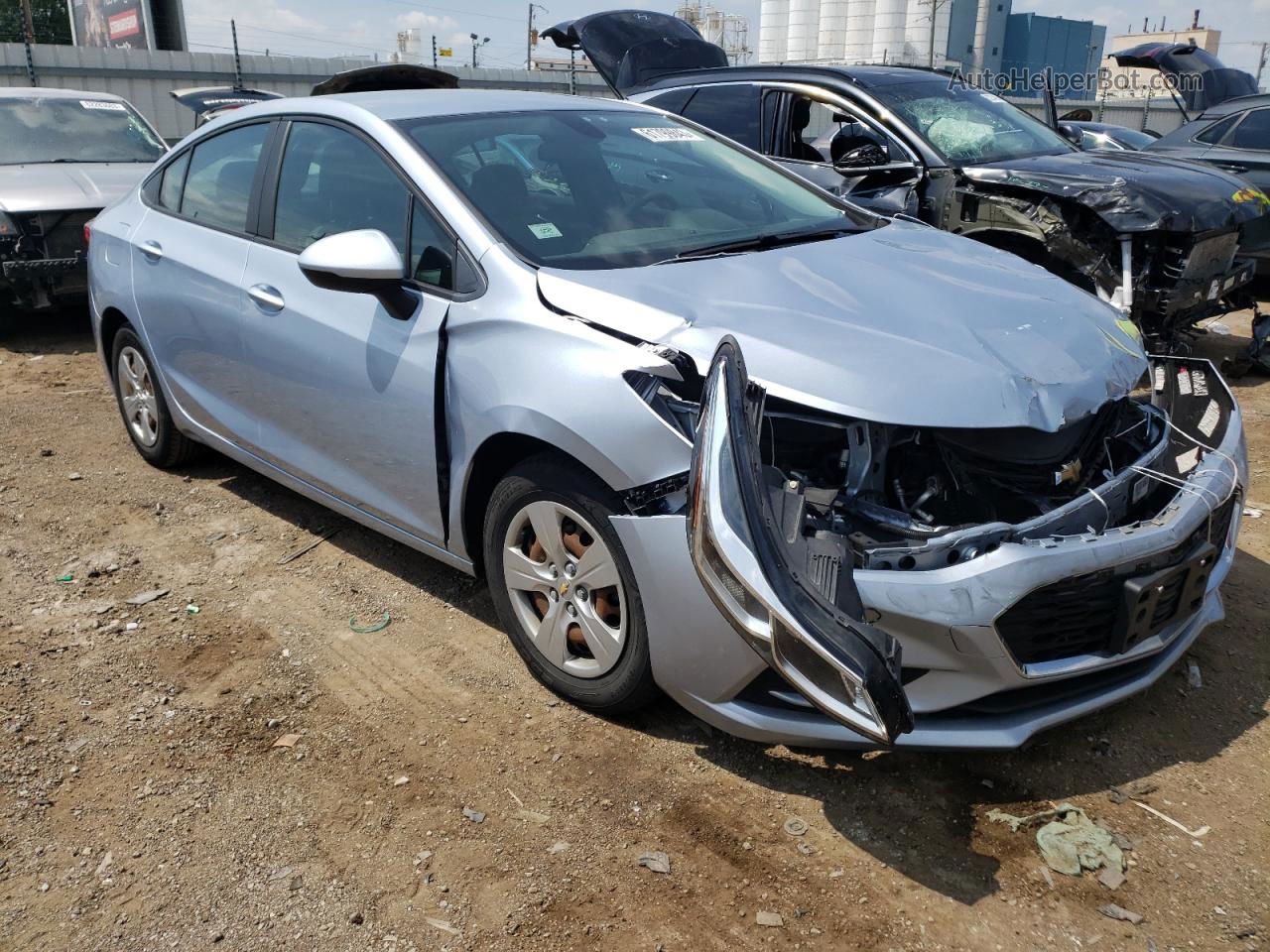 2017 Chevrolet Cruze Ls Silver vin: 1G1BC5SM6H7208814