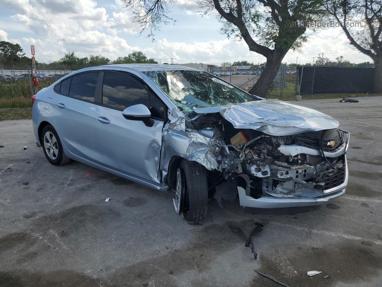 2018 Chevrolet Cruze Ls Blue vin: 1G1BC5SM6J7227627