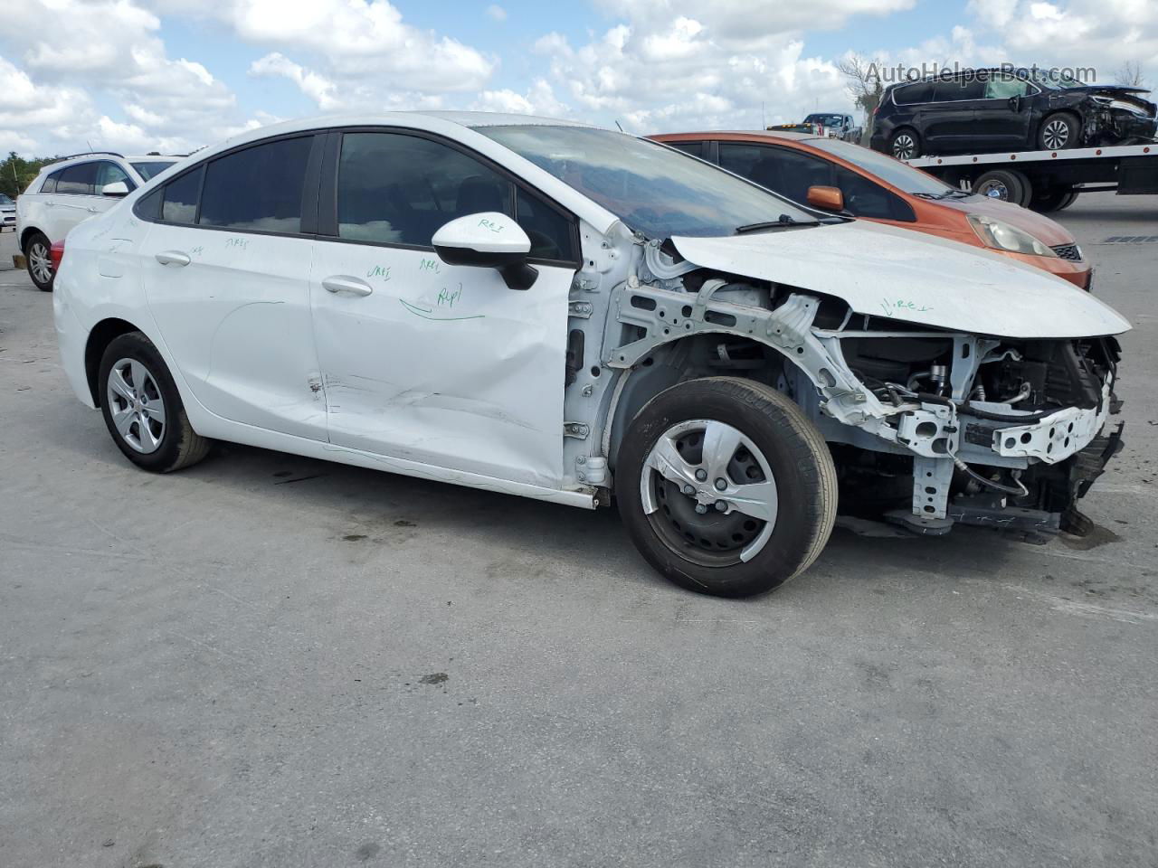 2018 Chevrolet Cruze Ls White vin: 1G1BC5SM7J7106234