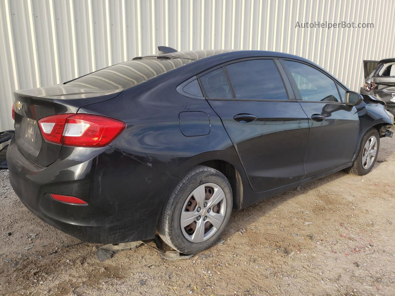 2018 Chevrolet Cruze Ls Black vin: 1G1BC5SM7J7150833