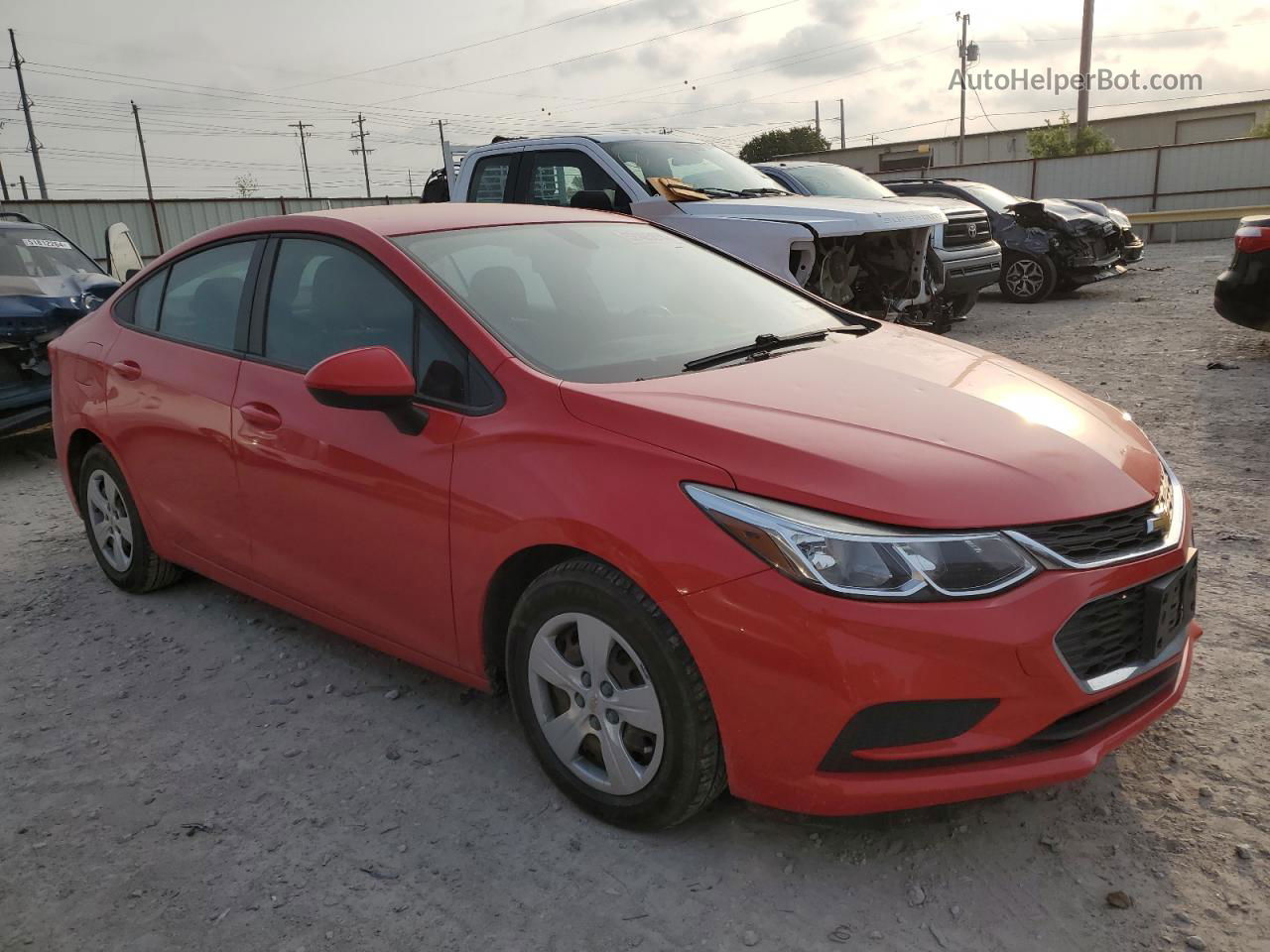 2018 Chevrolet Cruze Ls Red vin: 1G1BC5SM7J7167437