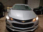 2018 Chevrolet Cruze Ls Серебряный vin: 1G1BC5SM7J7216054