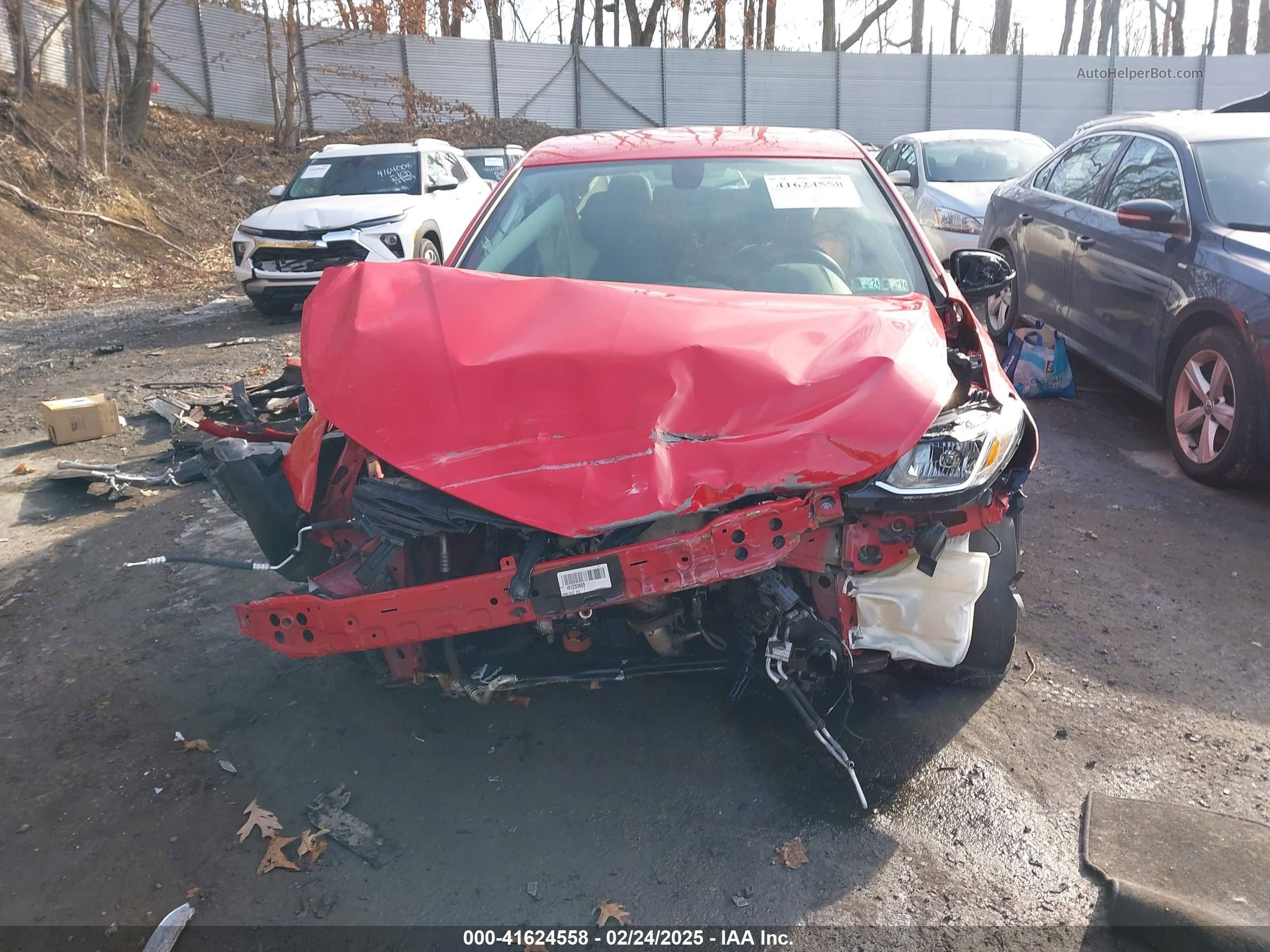 2016 Chevrolet Cruze Ls Auto Red vin: 1G1BC5SM8G7233437