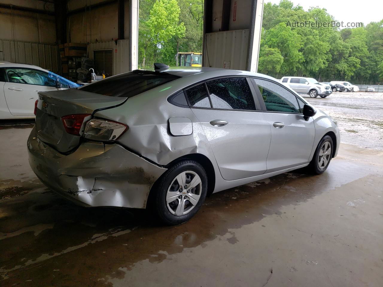 2016 Chevrolet Cruze Ls Silver vin: 1G1BC5SM8G7268768