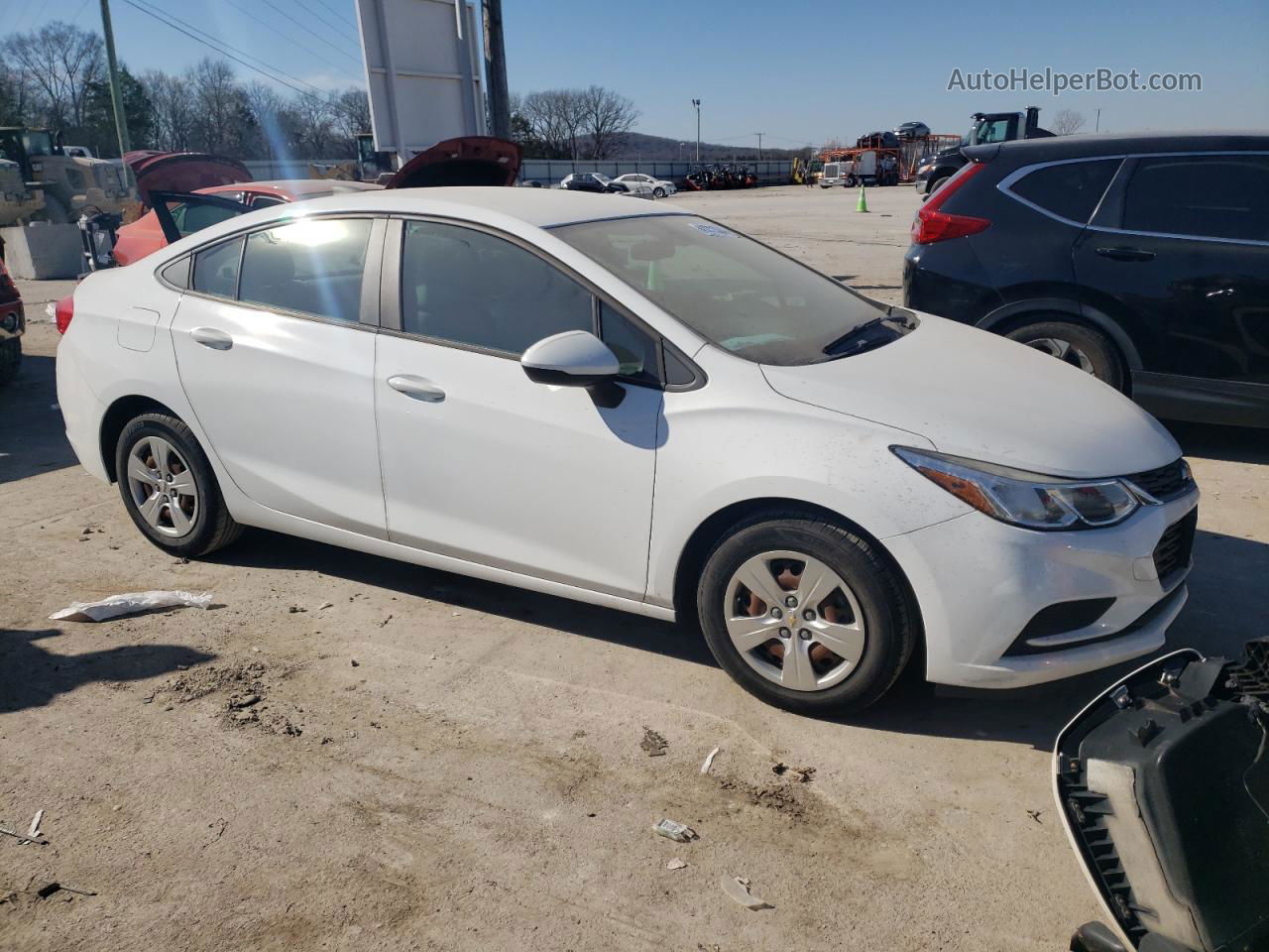 2017 Chevrolet Cruze Ls White vin: 1G1BC5SM8H7105684