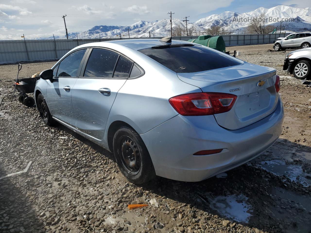 2017 Chevrolet Cruze Ls Blue vin: 1G1BC5SM8H7193152