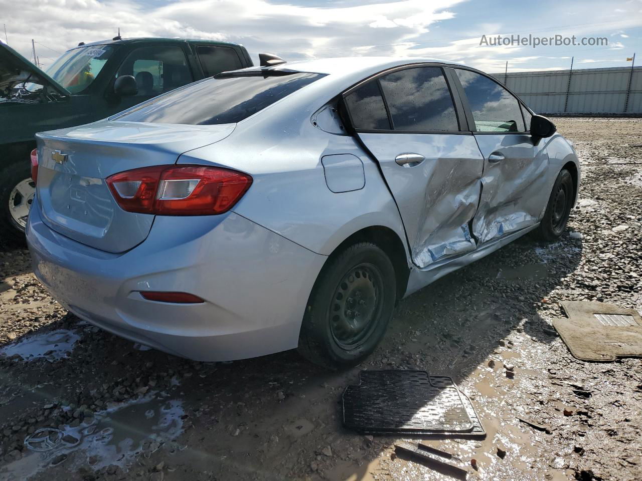 2017 Chevrolet Cruze Ls Синий vin: 1G1BC5SM8H7193152