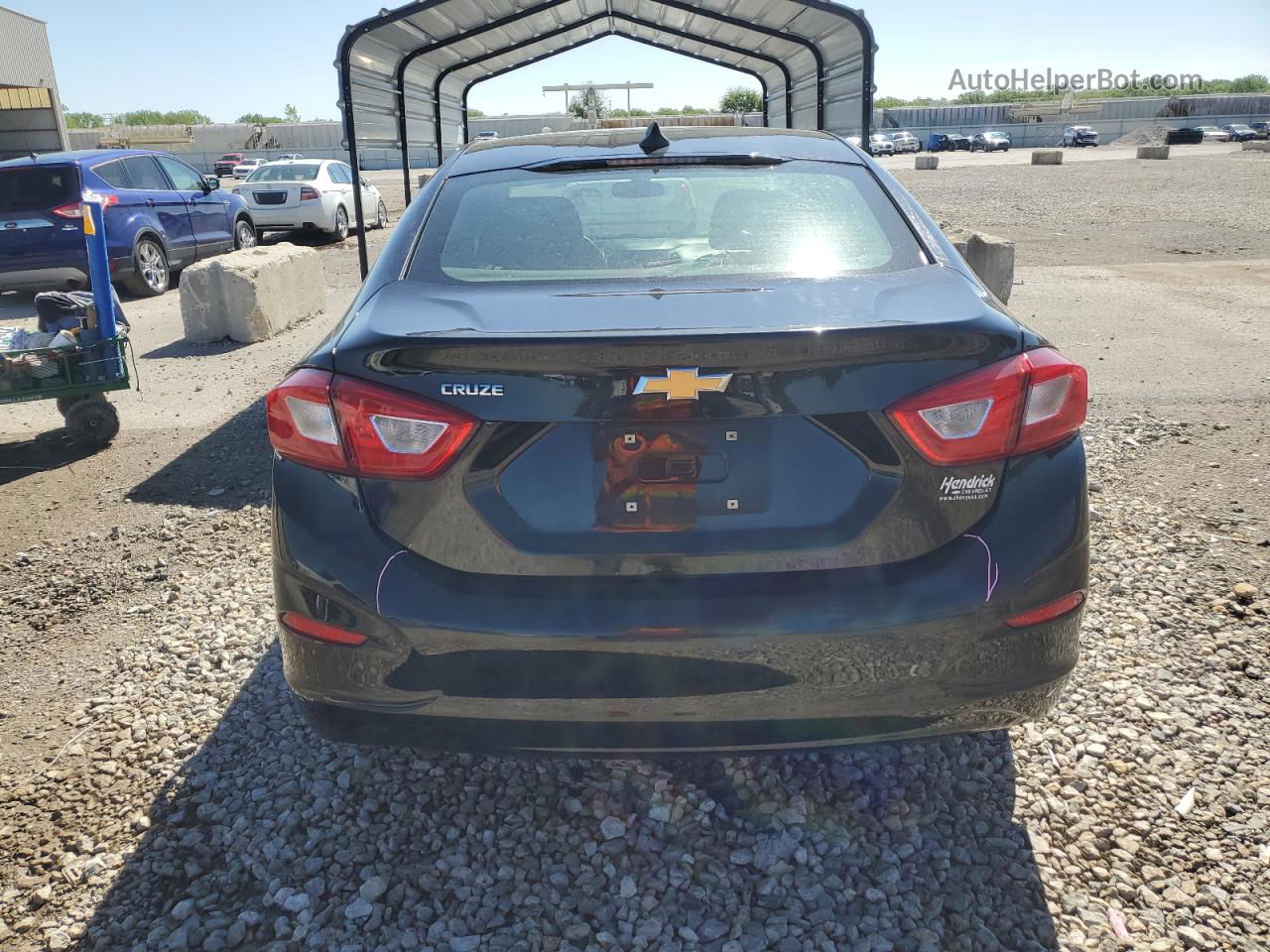 2018 Chevrolet Cruze Ls Черный vin: 1G1BC5SM8J7106534