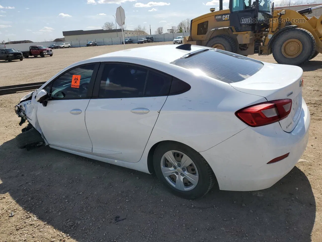 2018 Chevrolet Cruze Ls White vin: 1G1BC5SM8J7150937