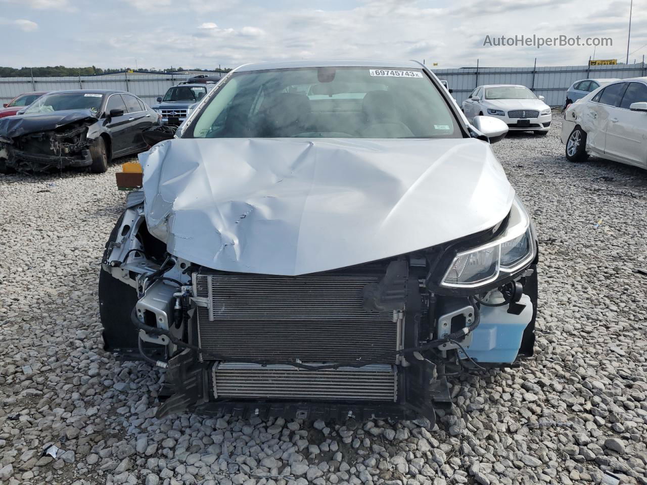 2018 Chevrolet Cruze Ls Silver vin: 1G1BC5SM8J7236104