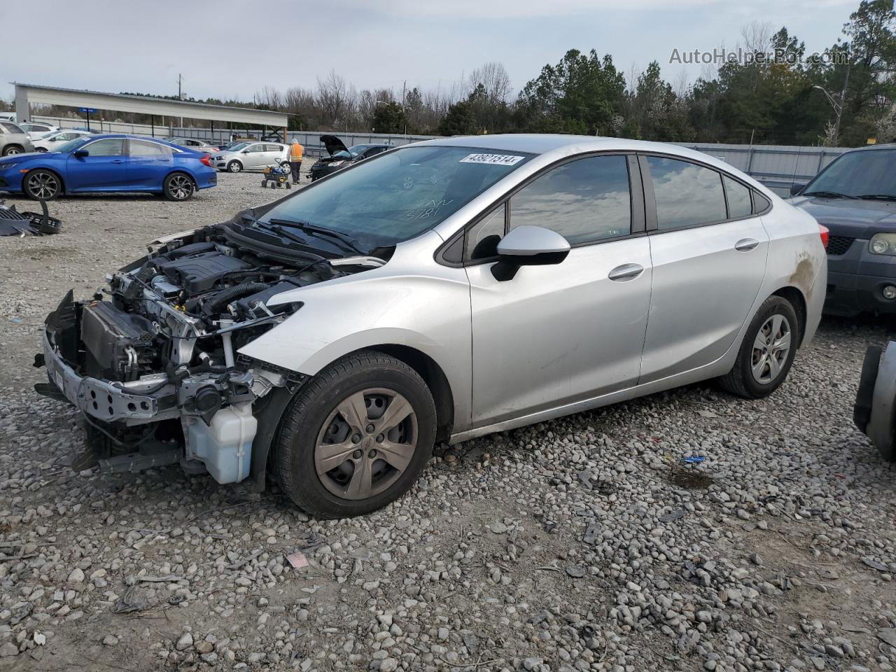 2018 Chevrolet Cruze Ls Silver vin: 1G1BC5SM8J7243781