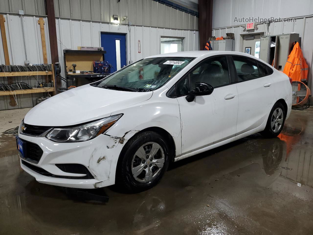 2017 Chevrolet Cruze Ls White vin: 1G1BC5SM9H7114331