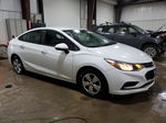 2017 Chevrolet Cruze Ls White vin: 1G1BC5SM9H7114331