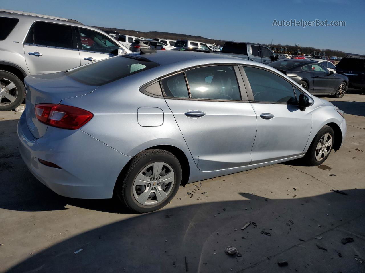 2017 Chevrolet Cruze Ls Silver vin: 1G1BC5SM9H7147264