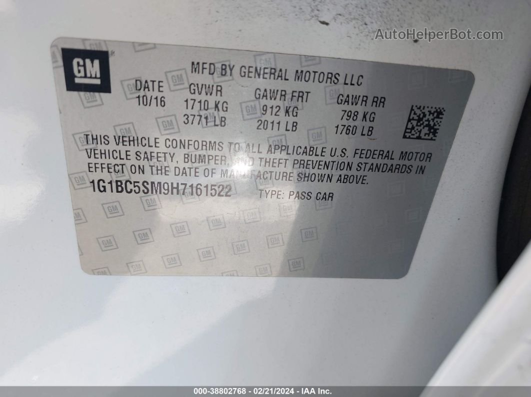 2017 Chevrolet Cruze Ls Auto Белый vin: 1G1BC5SM9H7161522