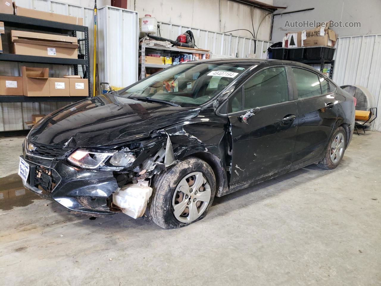 2018 Chevrolet Cruze Ls Black vin: 1G1BC5SM9J7202396