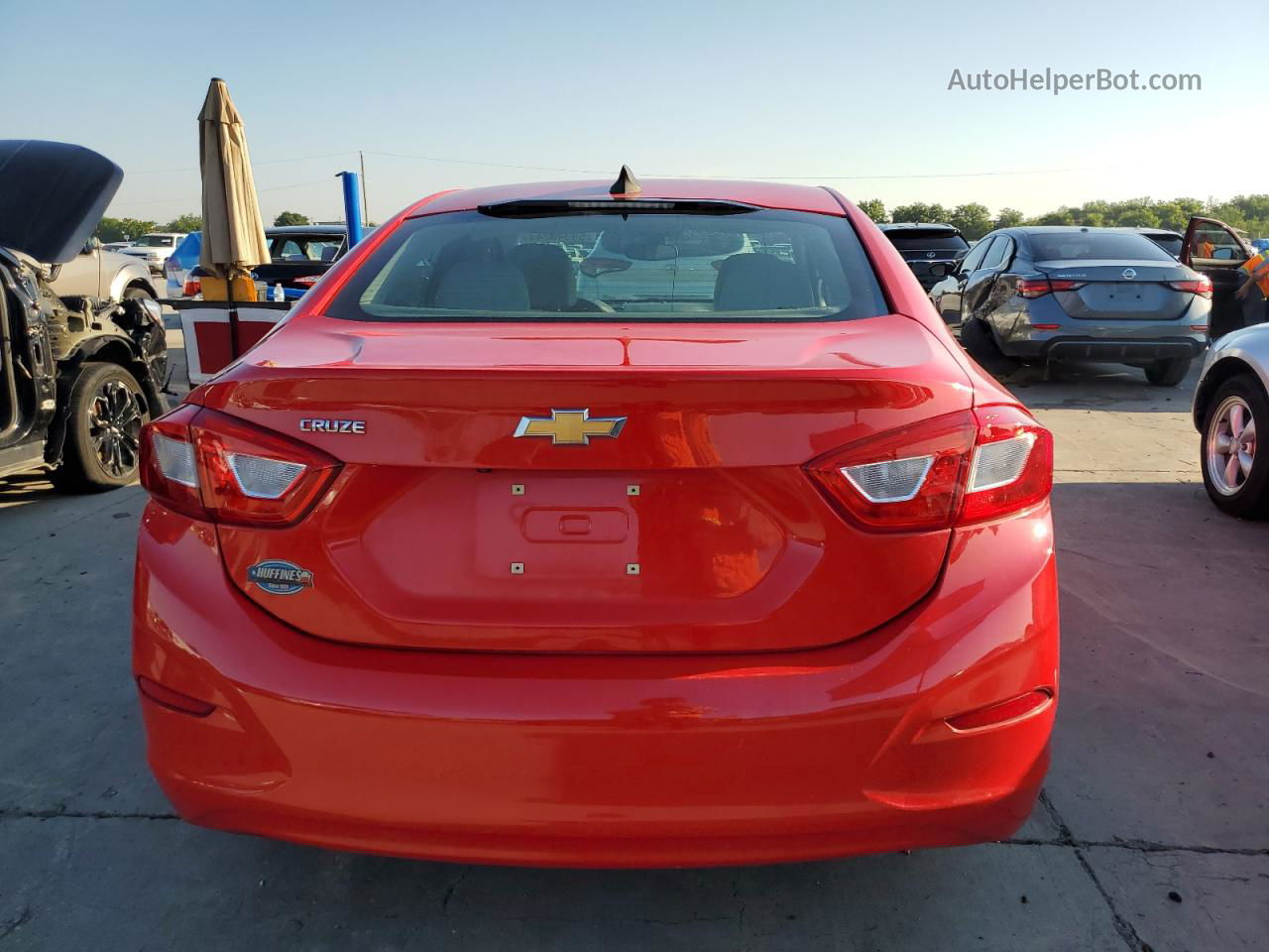 2016 Chevrolet Cruze Ls Red vin: 1G1BC5SMXG7244200