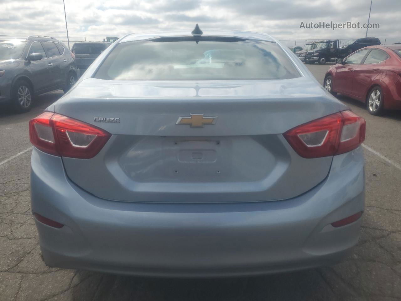 2017 Chevrolet Cruze Ls Silver vin: 1G1BC5SMXH7129422